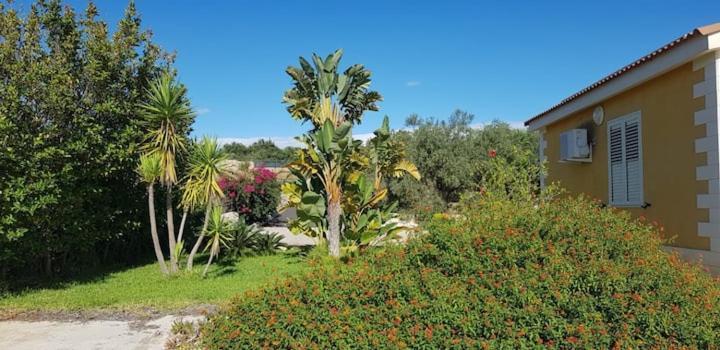 Villa Enea - Ad Uso Esclusivo Dei Nostri Ospiti Solarino エクステリア 写真